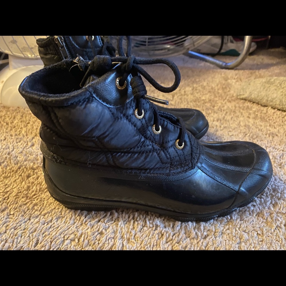 Stylish Rain boots women’s size 8
